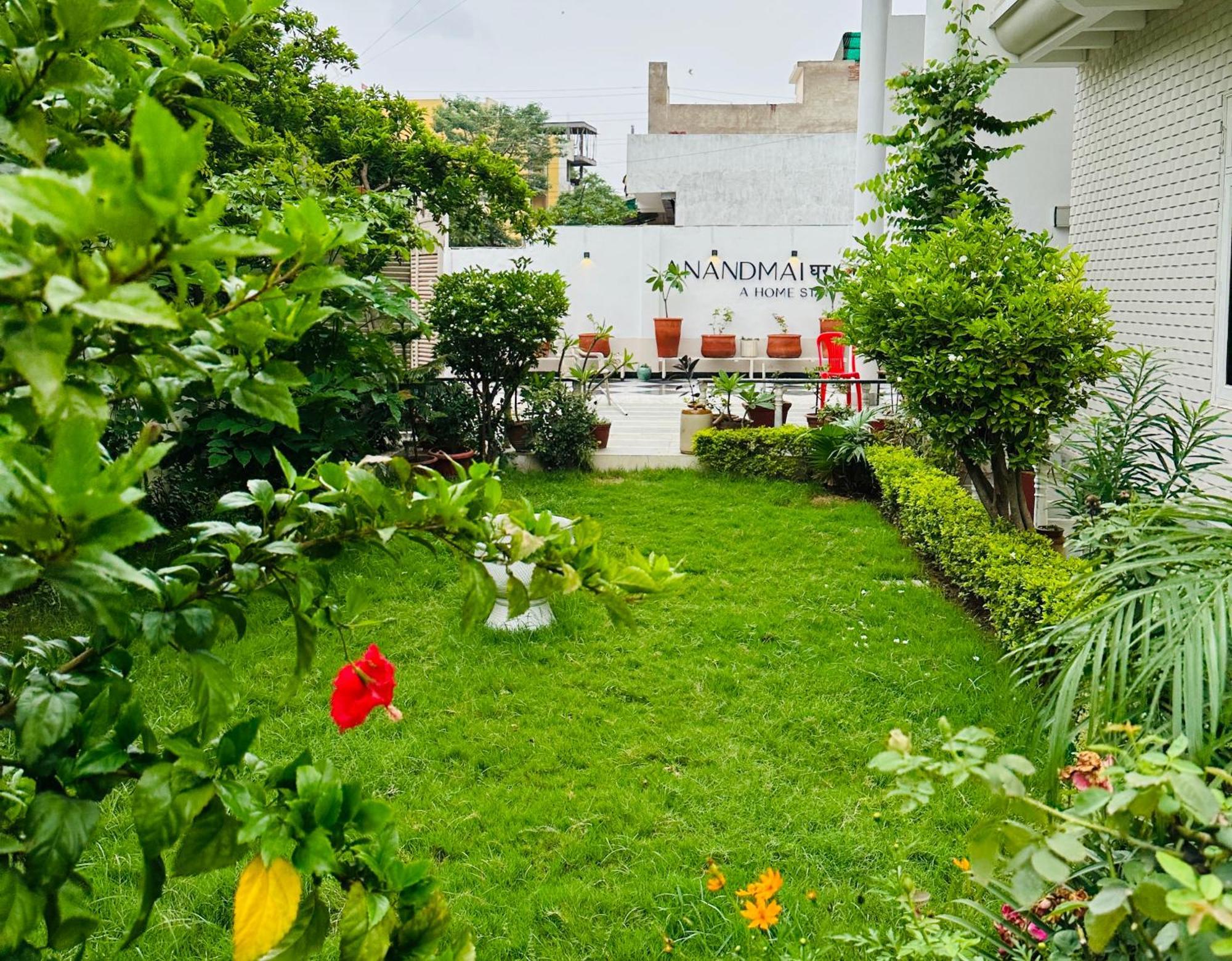 Anandmai Ghar - A Homestay In Гваліор Екстер'єр фото